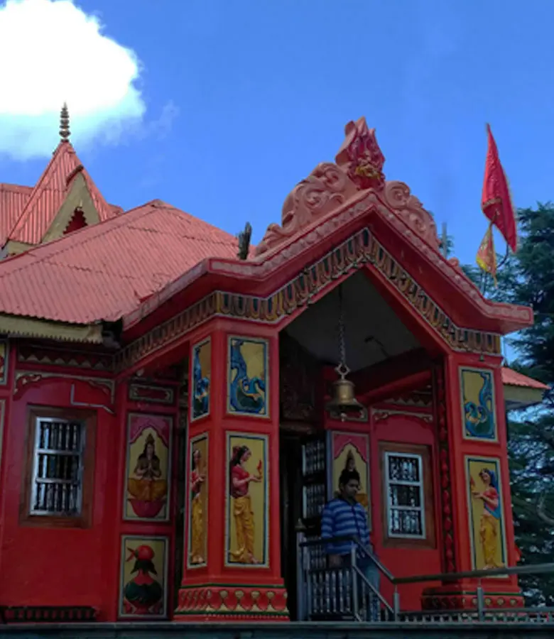 Seek the blessings of Lord Hanuman ji by visiting the famous Jakhoo Temple in Shimla
